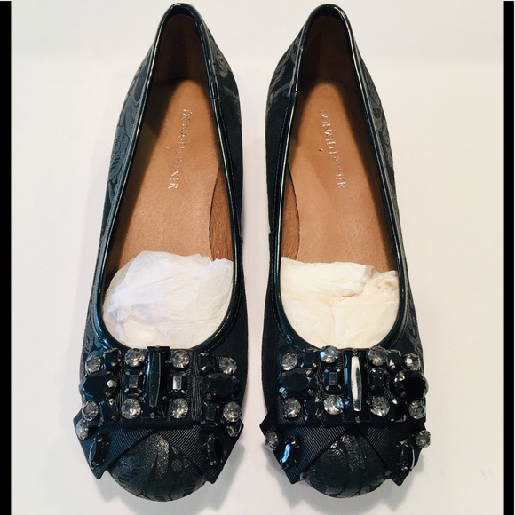 Donald J. Pliner Shoes - DONALD J PLINER WEDGE HEEL SIZE 7M